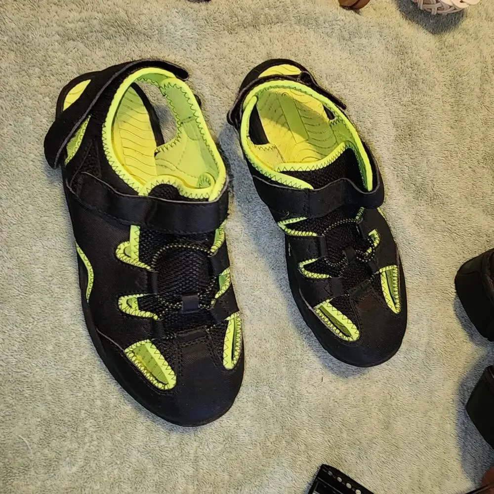 RUGGED OUTBACK EUC BOYS YOUTH SIZE 6 OUTDOOR SPORT SANDALS SHOES